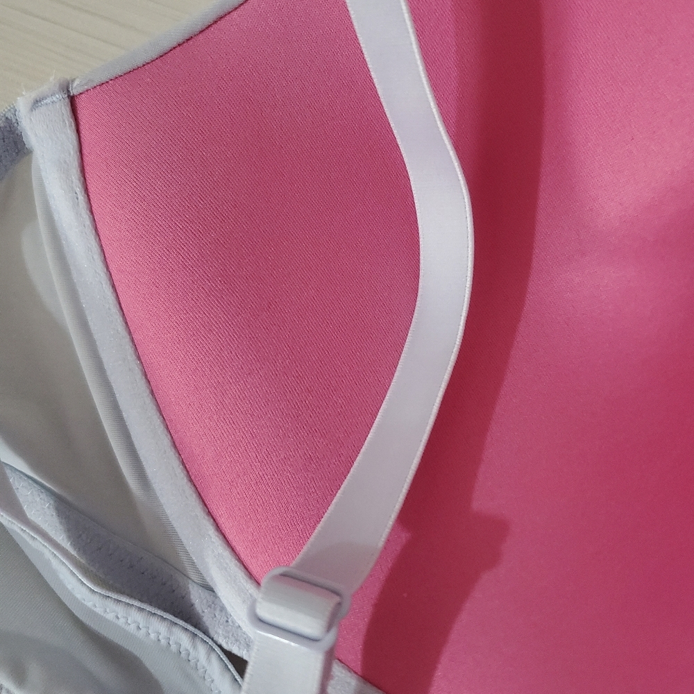 ❗️SOLD❗️Do not buy❗️NWOT PINK Victoria's Secret Push-up Bra 40B - Picture 7 of 10